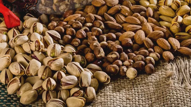 بررسی خروج خشکبار از بن بستهای صادراتی
